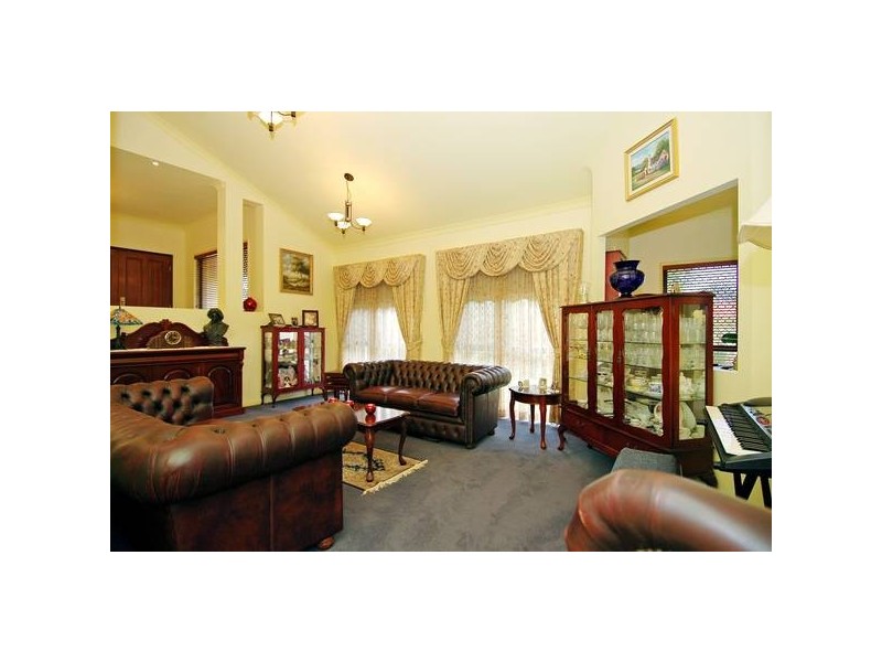 Eatons Hill QLD 4037