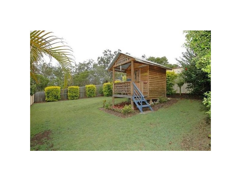 Eatons Hill QLD 4037