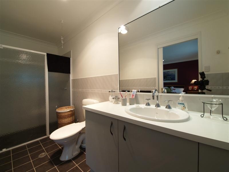 22 Buranda Street, Clear Mountain QLD 4500