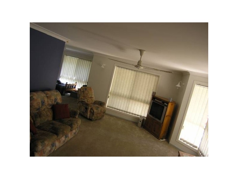 13 Kimberley Court, Eatons Hill QLD 4037