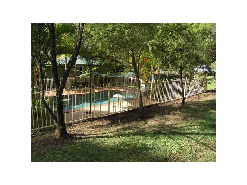 13 Kimberley Court, Eatons Hill QLD 4037