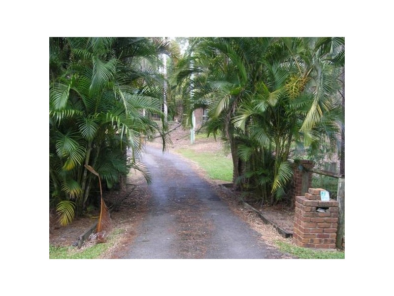 13 Kimberley Court, Eatons Hill QLD 4037