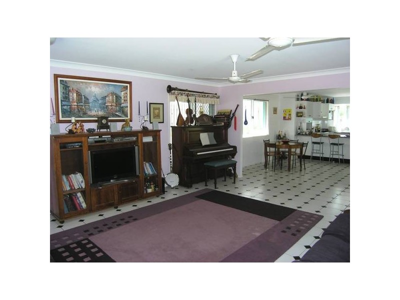 14 Hero Street, Eatons Hill QLD 4037