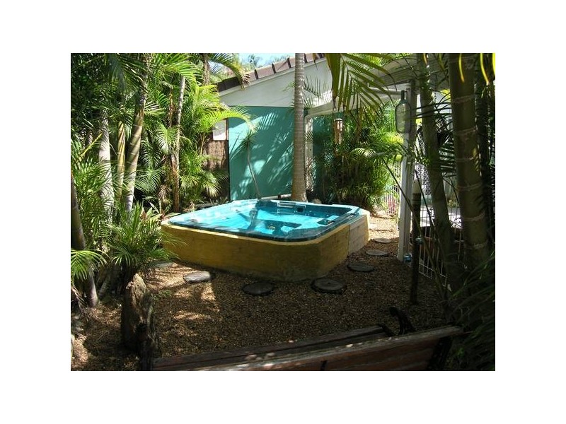 14 Hero Street, Eatons Hill QLD 4037