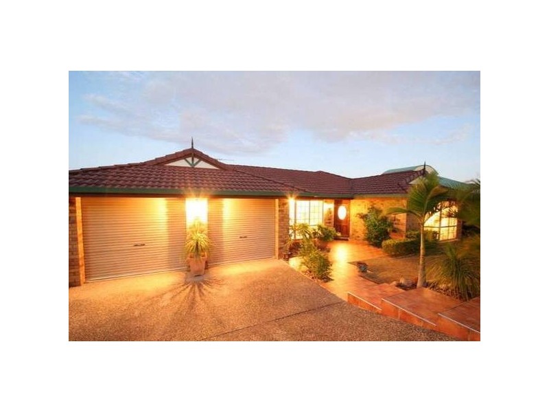 31 Oxford Crescent, Bridgeman Downs QLD 4035