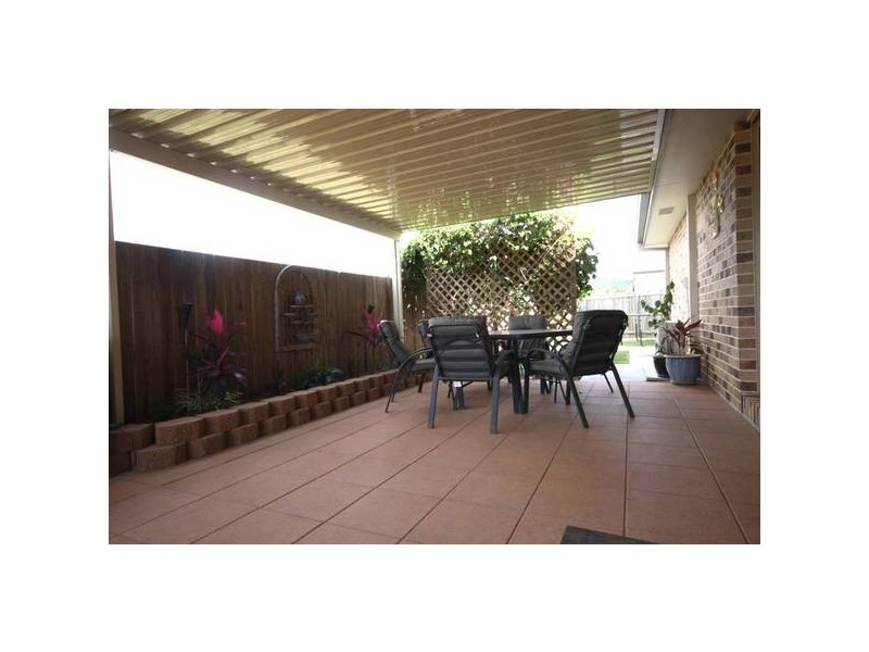 11 Max Court, Albany Creek QLD 4035