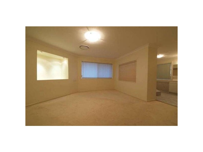 Eatons Hill QLD 4037