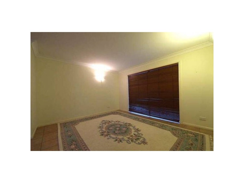 Eatons Hill QLD 4037