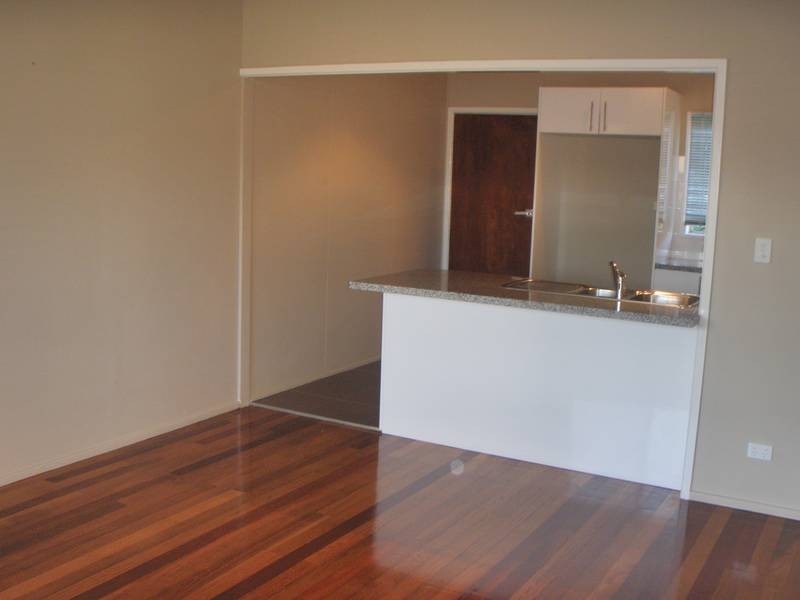 2/3 Ferguson Street, Albany Creek QLD 4035