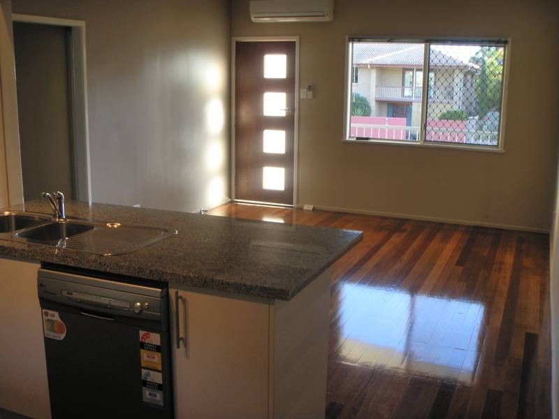 2/3 Ferguson Street, Albany Creek QLD 4035