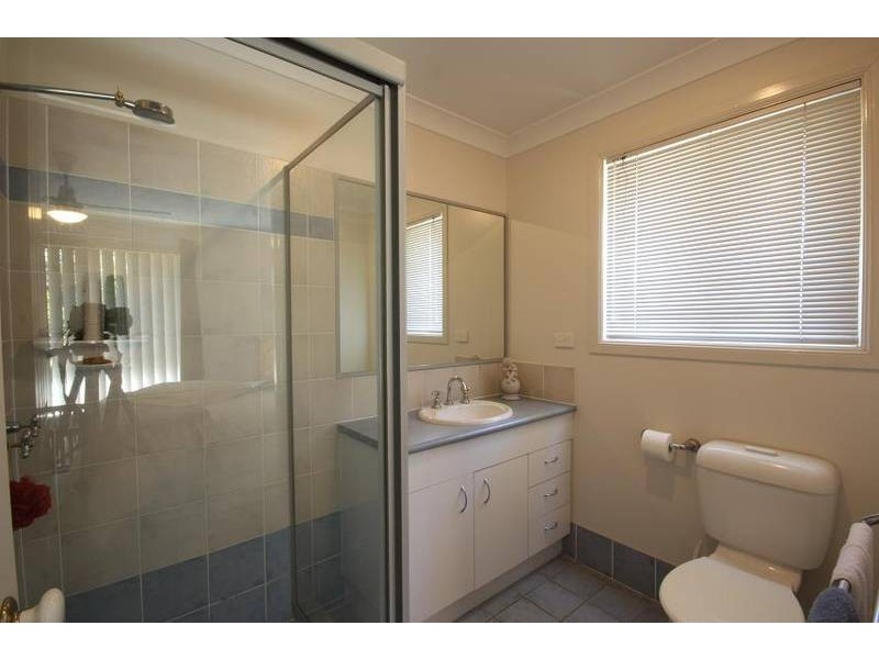 20 Blue Mountain Crescent, Warner QLD 4500