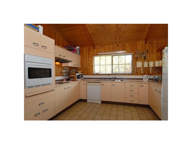 Eatons Hill QLD 4037