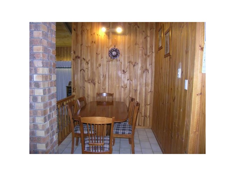 Eatons Hill QLD 4037