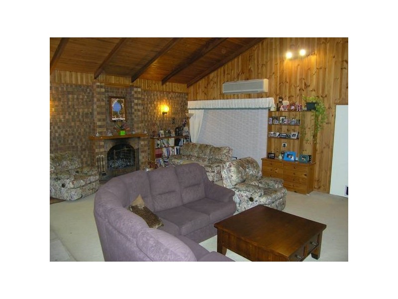 Eatons Hill QLD 4037