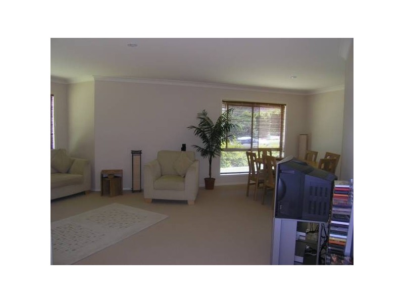 Eatons Hill QLD 4037