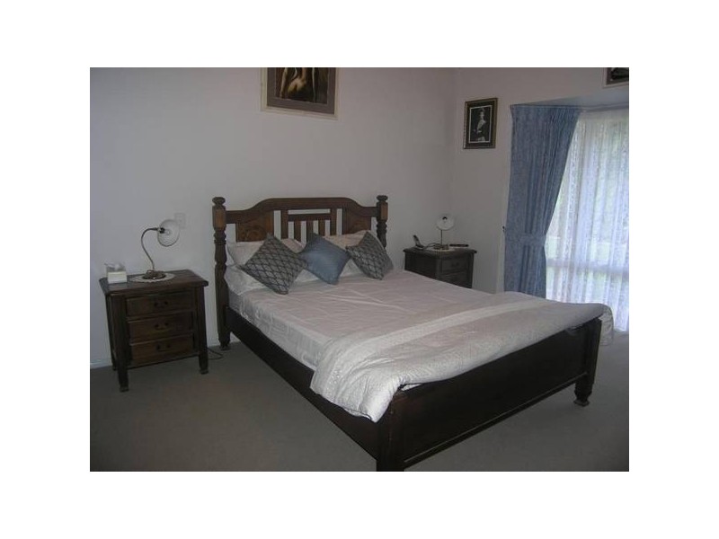 Eatons Hill QLD 4037