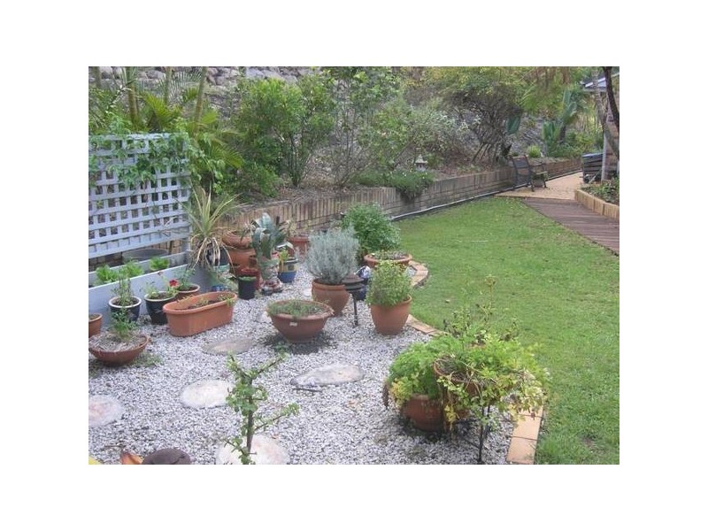 Eatons Hill QLD 4037