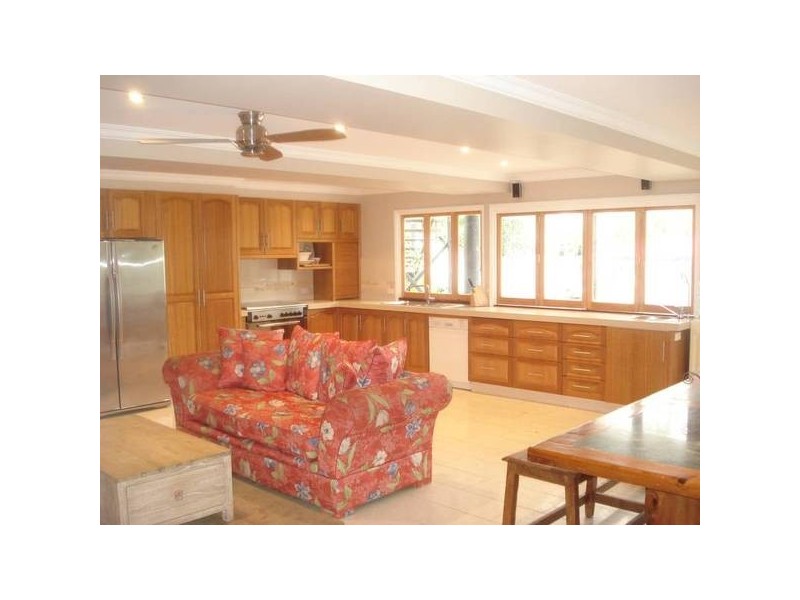 1 Ferguson Street [cnr of Greensill Rd], Albany Creek QLD 4035