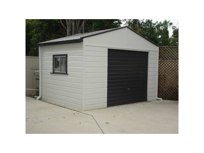 1 Ferguson Street [cnr of Greensill Rd], Albany Creek QLD 4035