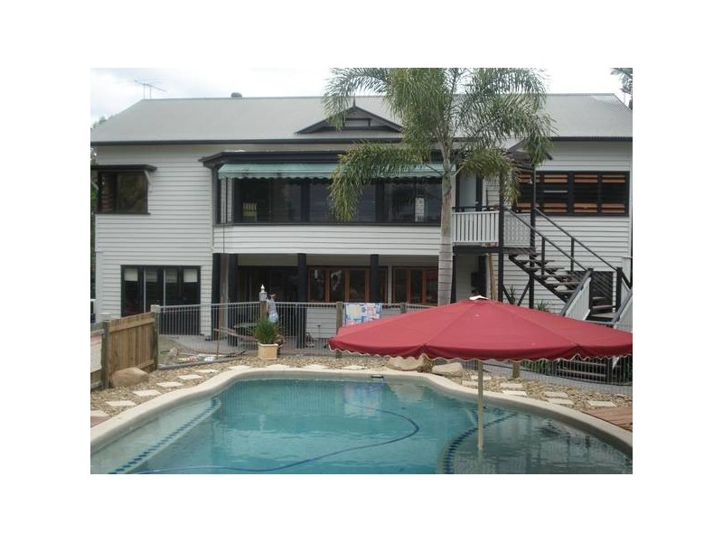 1 Ferguson Street [cnr of Greensill Rd], Albany Creek QLD 4035