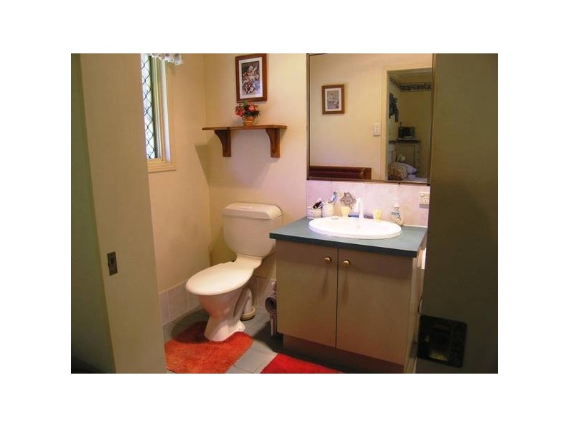 Eatons Hill QLD 4037