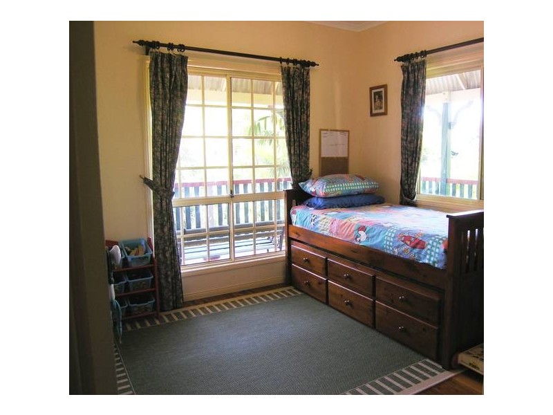 Eatons Hill QLD 4037