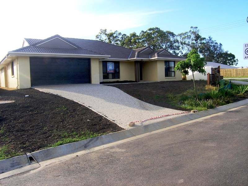 9 Diane Parade, Kallangur QLD 4503