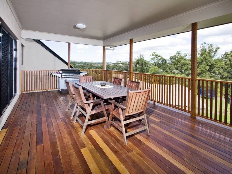 2 Bramwell Court, Cashmere QLD 4500
