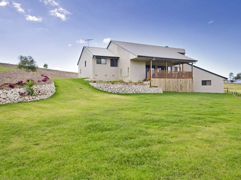 2 Bramwell Court, Cashmere QLD 4500