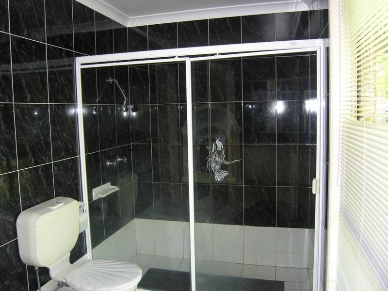 46 Marina Court, Eatons Hill QLD 4037