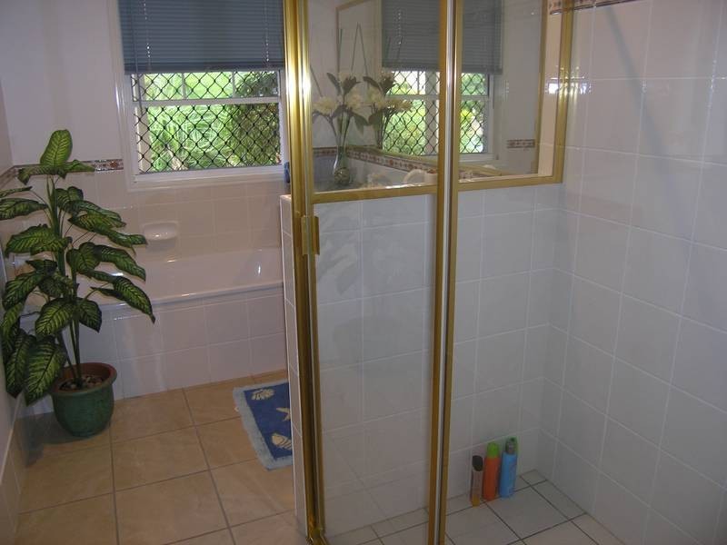 7 Altissimo Court, Eatons Hill QLD 4037