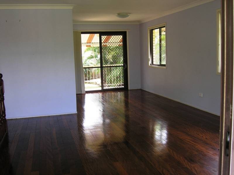 22 Strathford Avenue, Albany Creek QLD 4035