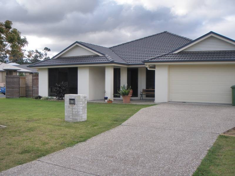 15 Crossing Drive, Eatons Hill QLD 4037