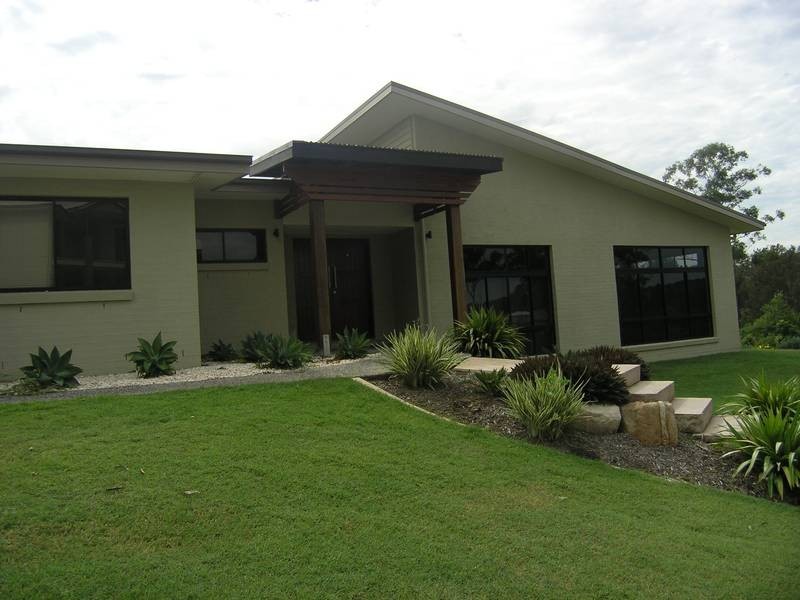 2 Starina Court, Eatons Hill QLD 4037