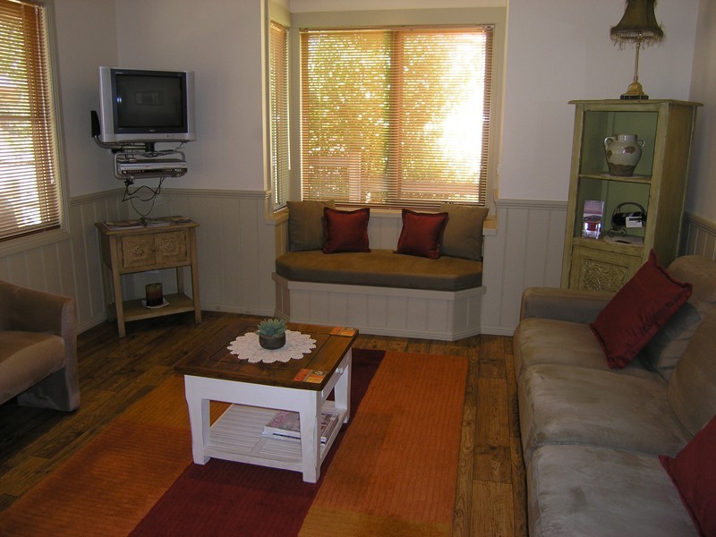 5 Turntable Terrace, Bright VIC 3741