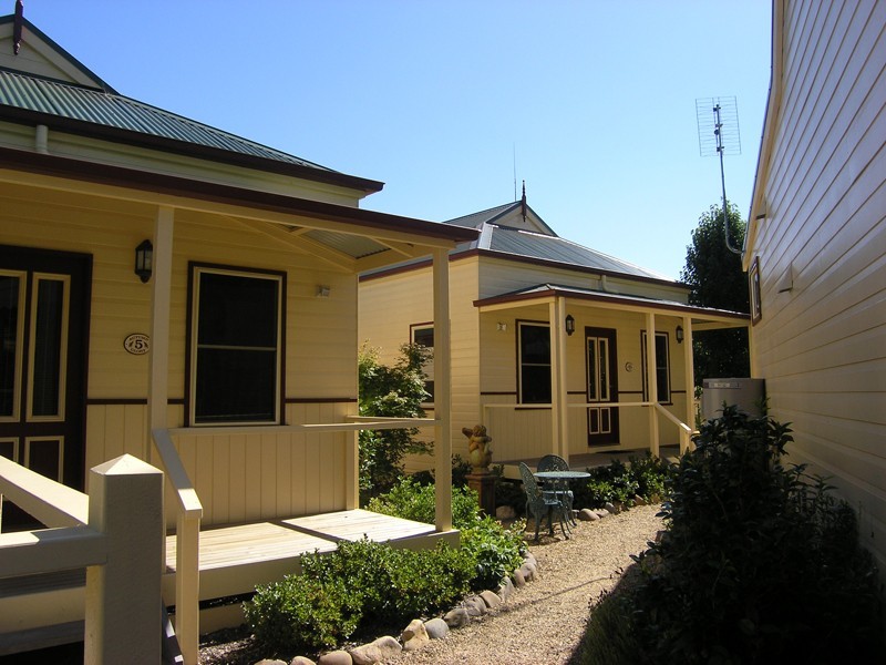 6 Turntable Terrace, Bright VIC 3741