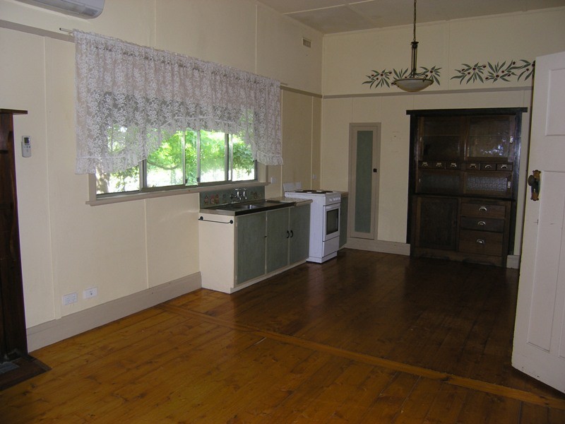 6 Star Rd, Bright VIC 3741