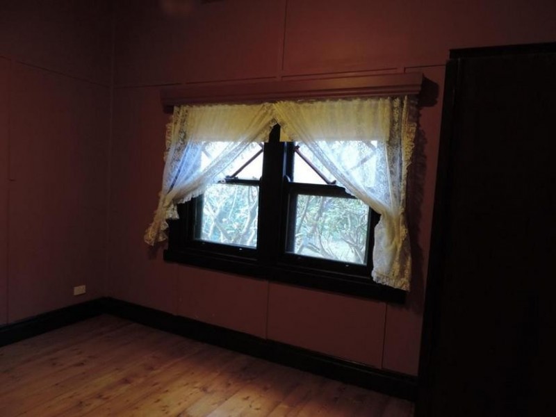 6 Star Rd, Bright VIC 3741