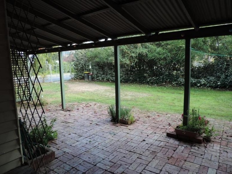 6 Star Rd, Bright VIC 3741