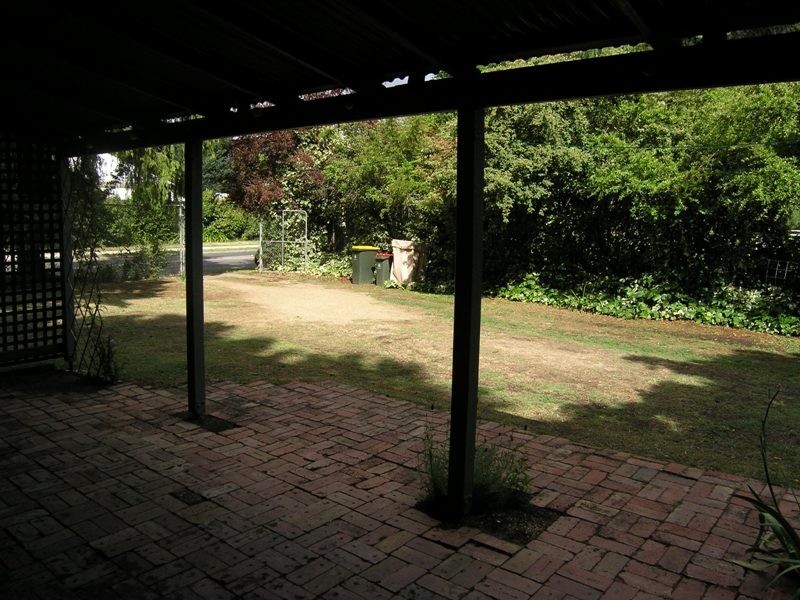 6 Star Rd, Bright VIC 3741