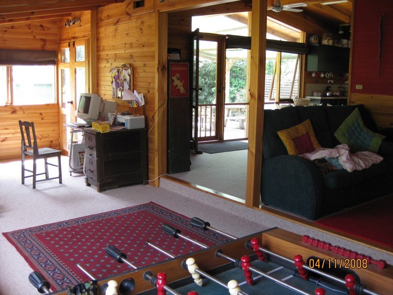 420 Morses Creek Rd, Wandiligong VIC 3744