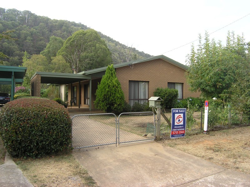 13 Spion Kopje Road, Bright VIC 3741