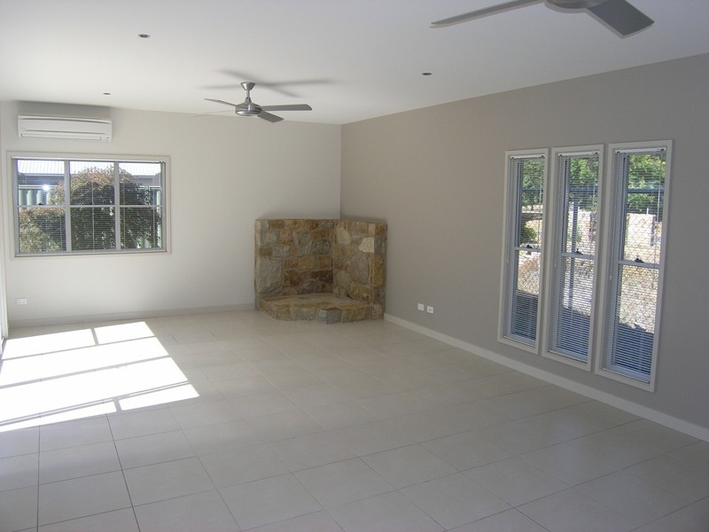 47 Cobden Street, Bright VIC 3741