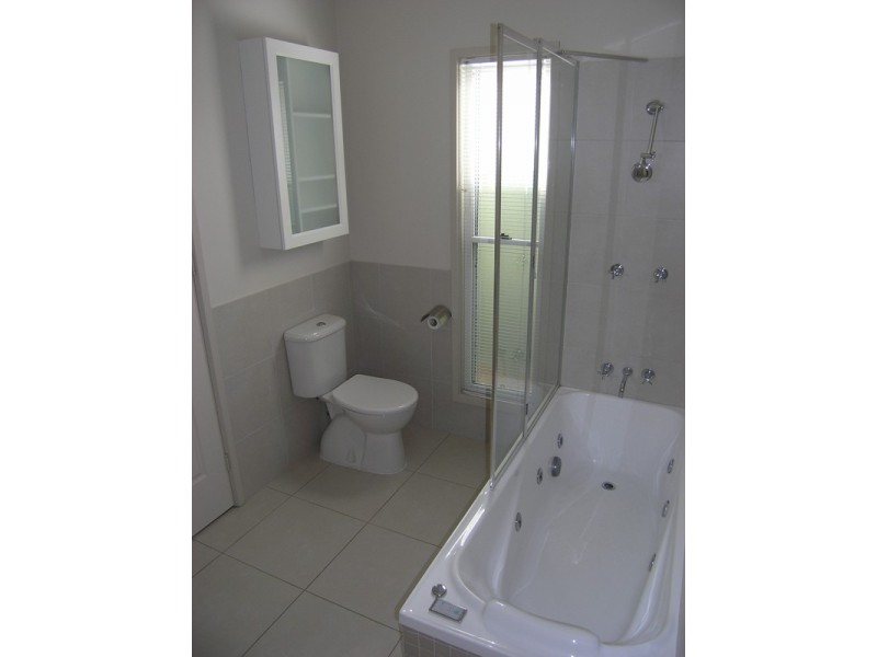 47 Cobden Street, Bright VIC 3741