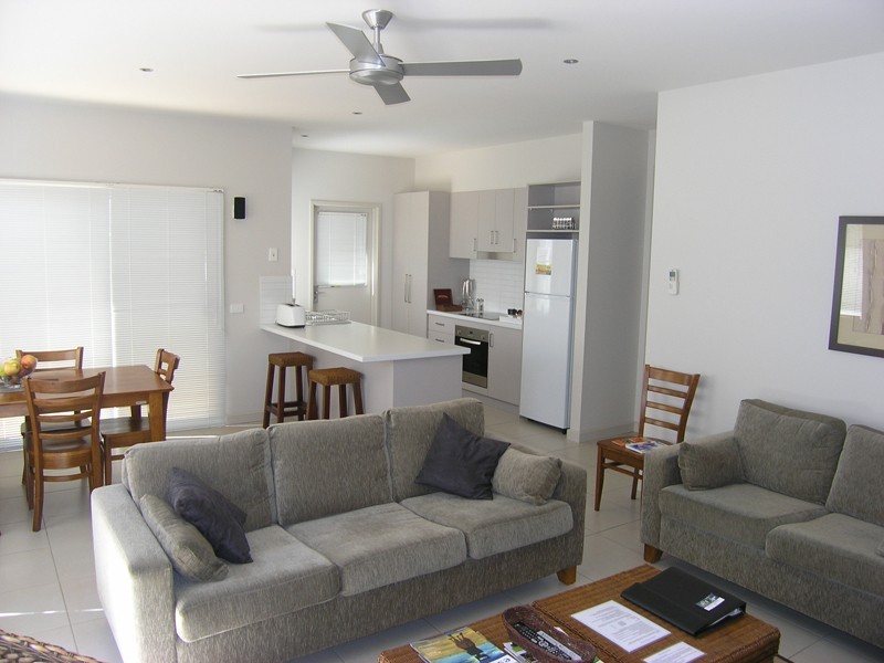 2/3 Rotary Drive, Bright VIC 3741