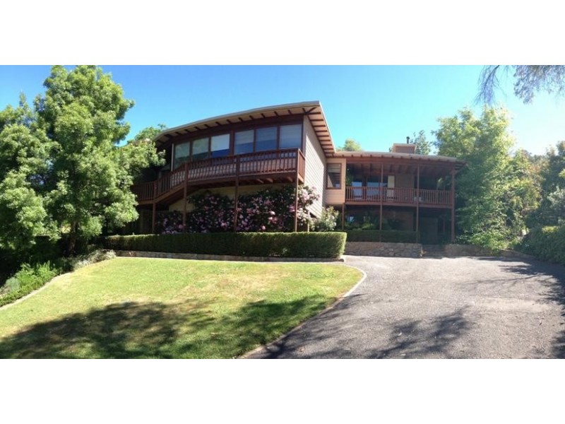 166 Delany Avenue, Bright VIC 3741