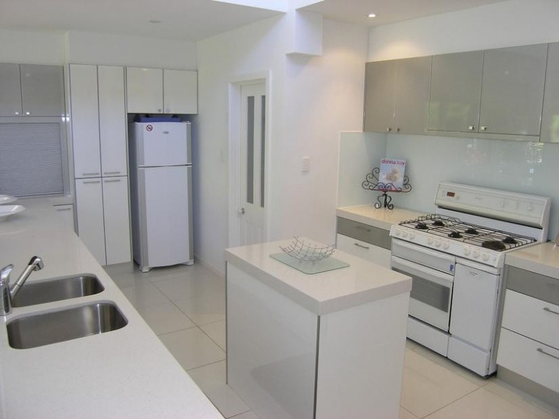 166 Delany Avenue, Bright VIC 3741