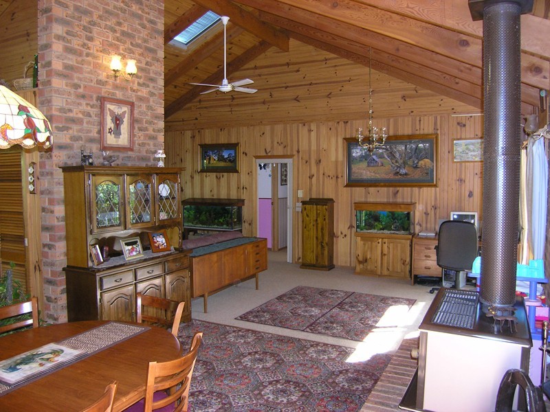 13 Higgs Lane, Wandiligong VIC 3744