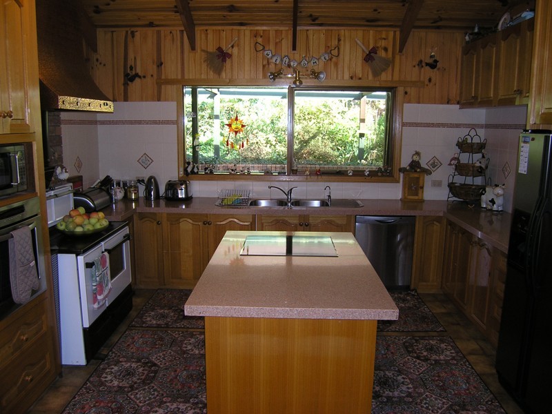 13 Higgs Lane, Wandiligong VIC 3744