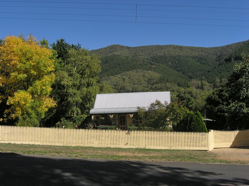 452 Morses Creek Road, Wandiligong VIC 3744